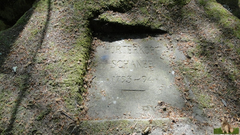 Ritterstein Nr. 145-1 Horterkopf Schanze 1793-94.JPG - Ritterstein Nr.145  Horterkopf Schanze 1793-94                               
